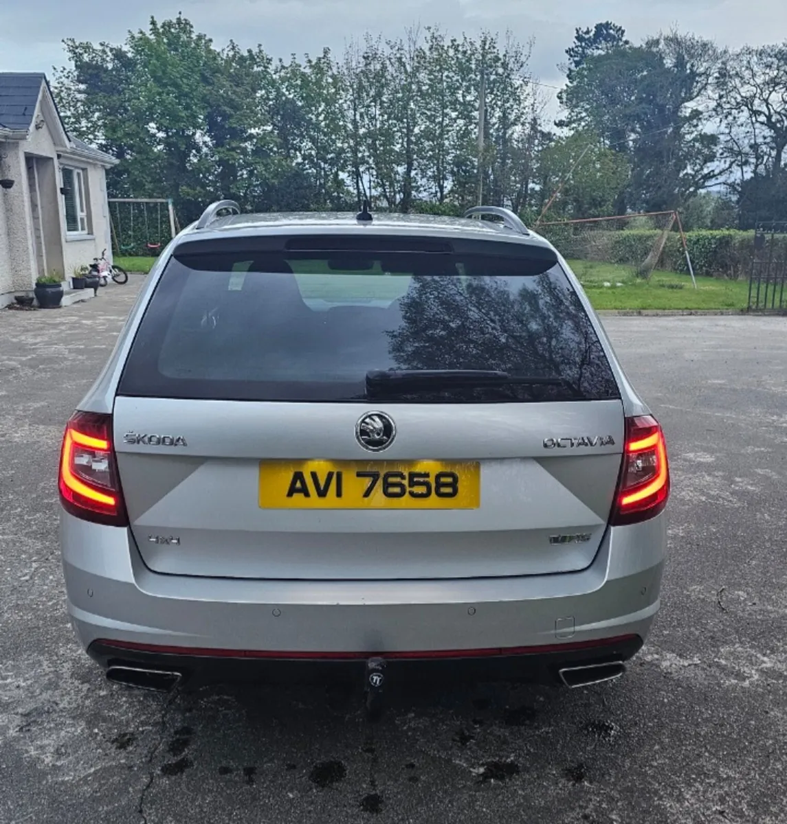 2017 Skoda Octavia VRS DSG 4X4 - Image 1