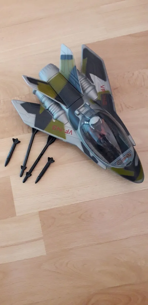 4 pack vehicles set -like new - Image 3