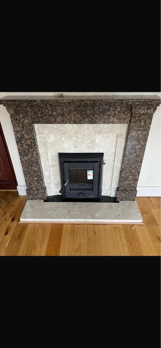 Marble fireplace + stove - Image 1