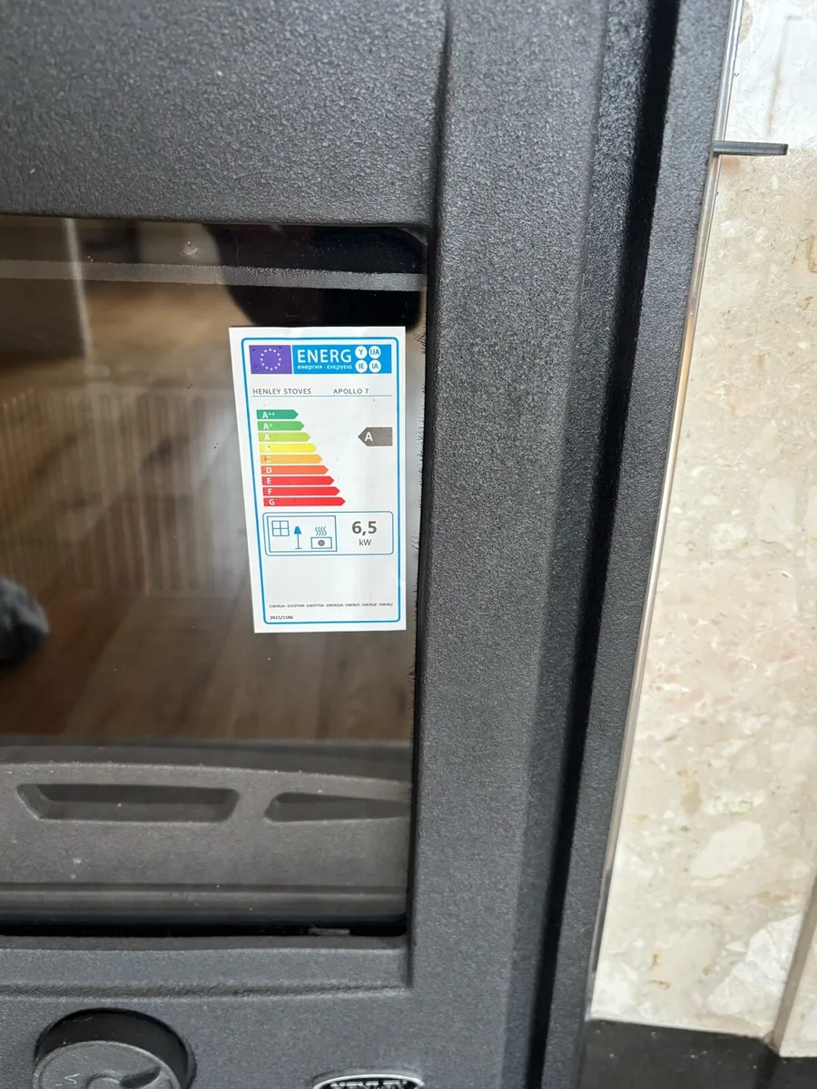 Marble fireplace + stove - Image 3