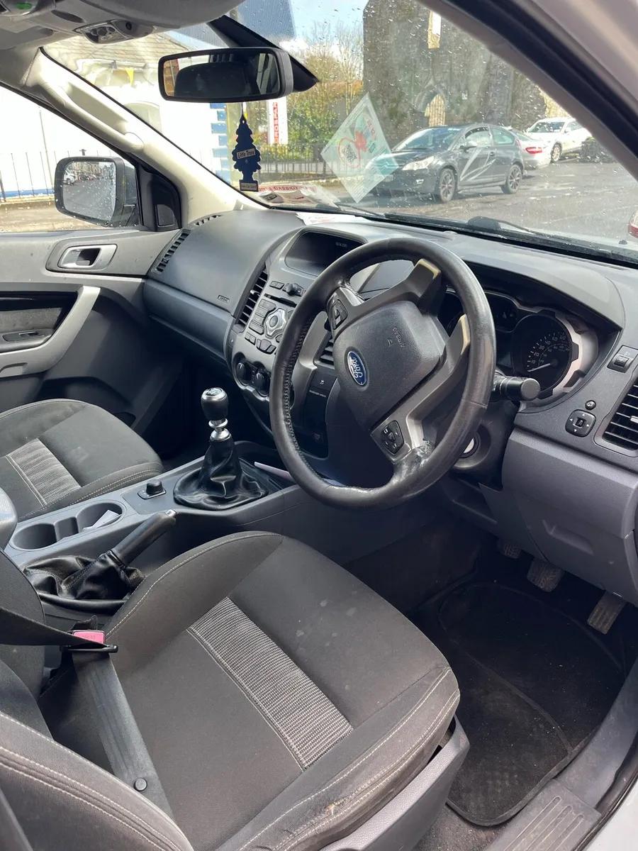 Ford Ranger - Image 4