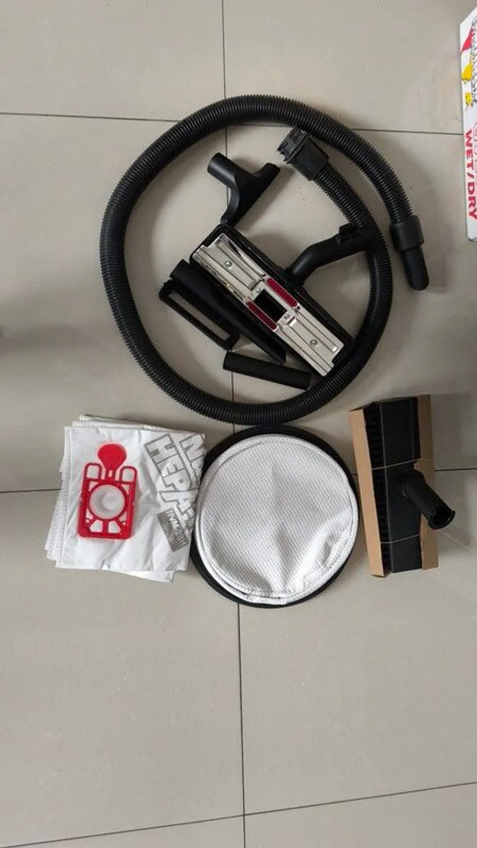 Numatic George wet and dry vacumm cleaner. - Image 4