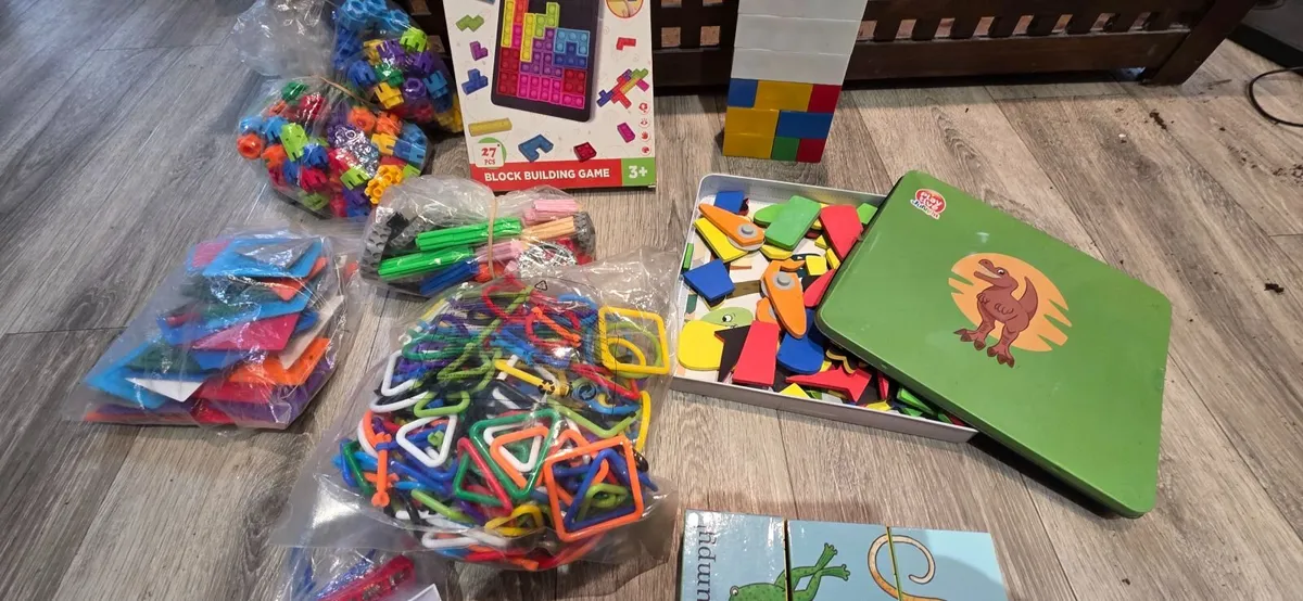 9 x different building block games - Image 3