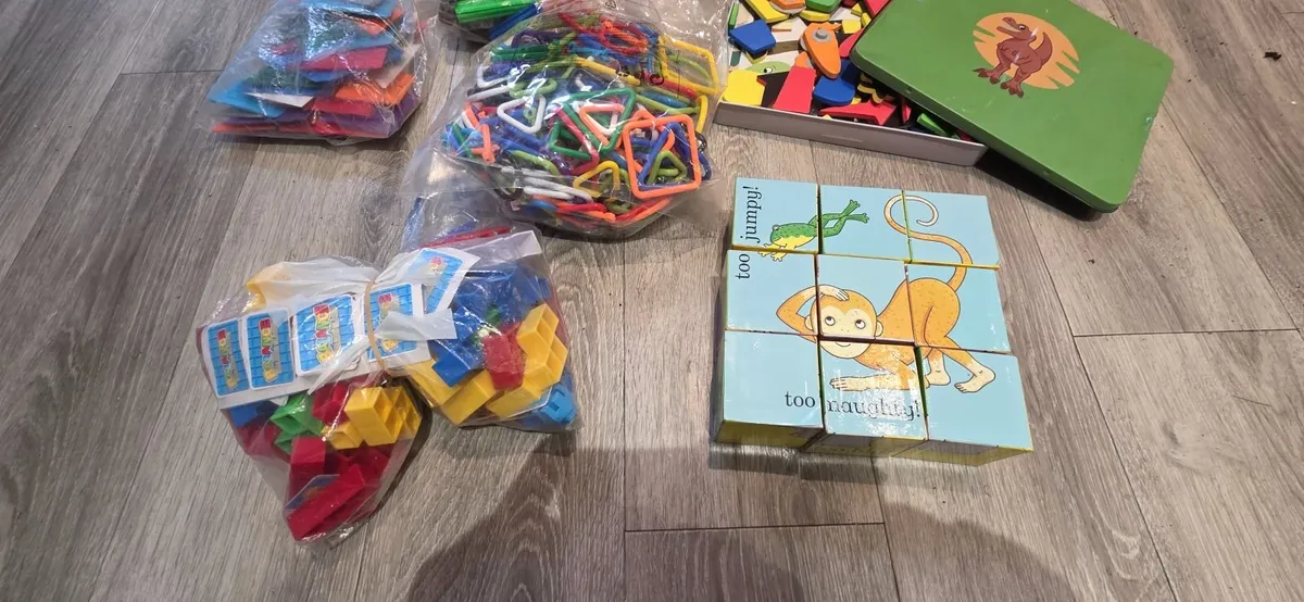 9 x different building block games - Image 4