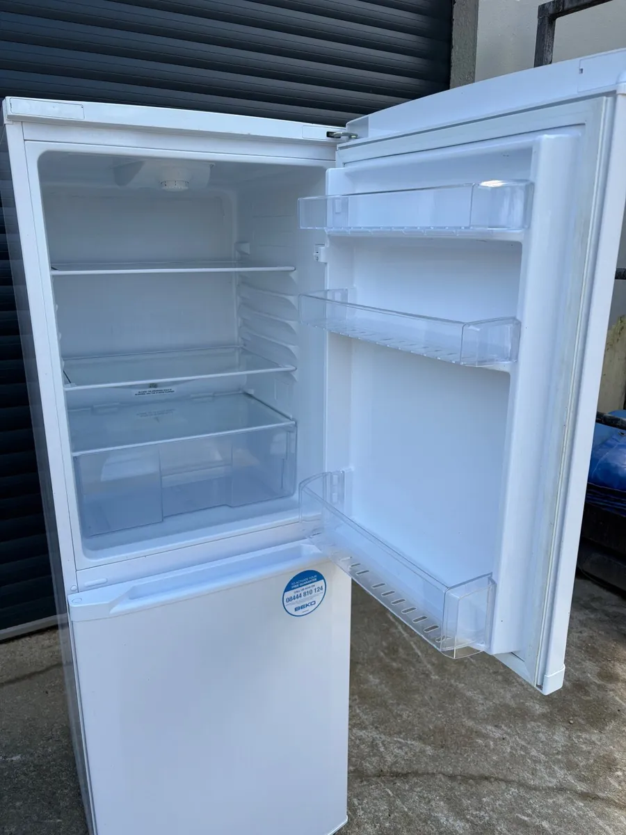 Fridge freezer - Image 2