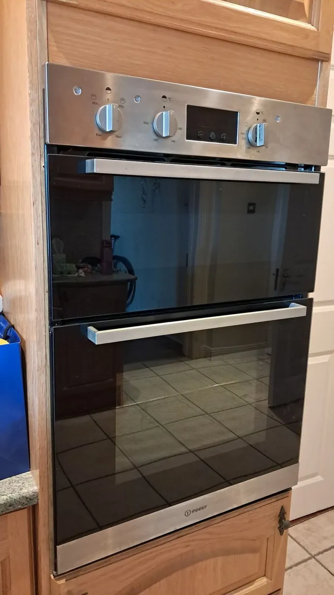 Indesit Double Oven with fan - Image 1
