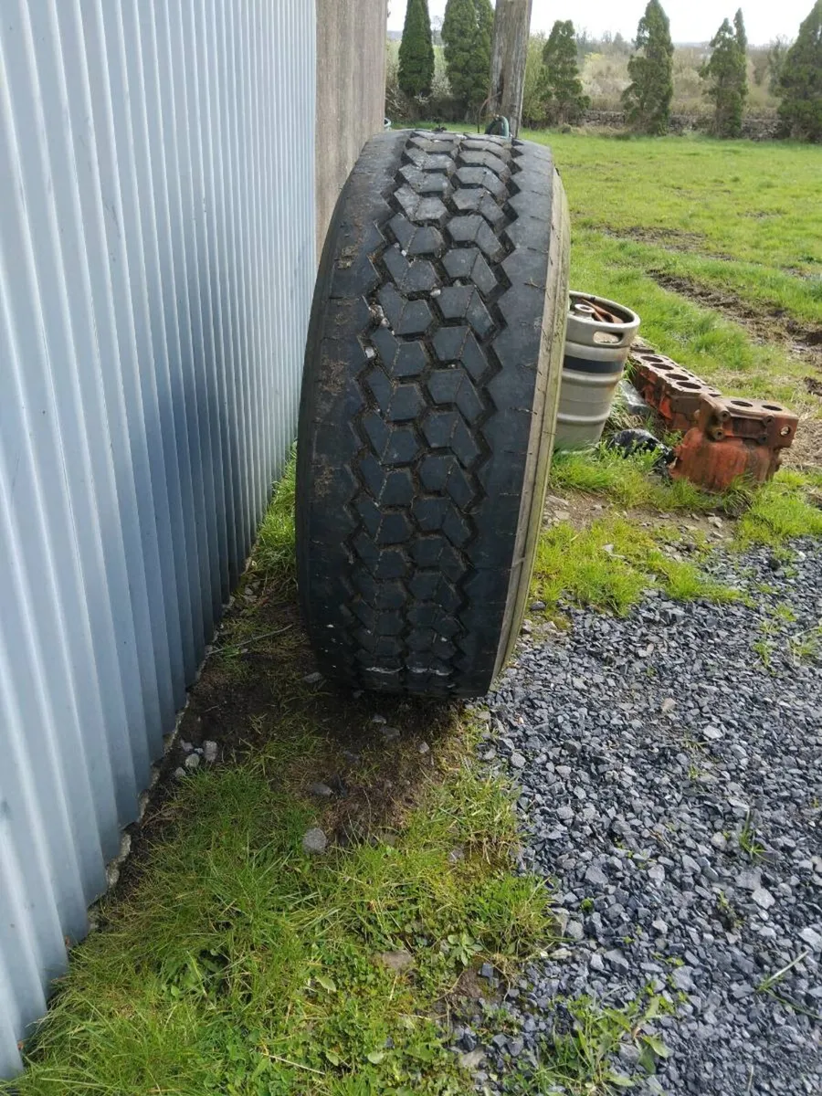 Tyres - Image 2