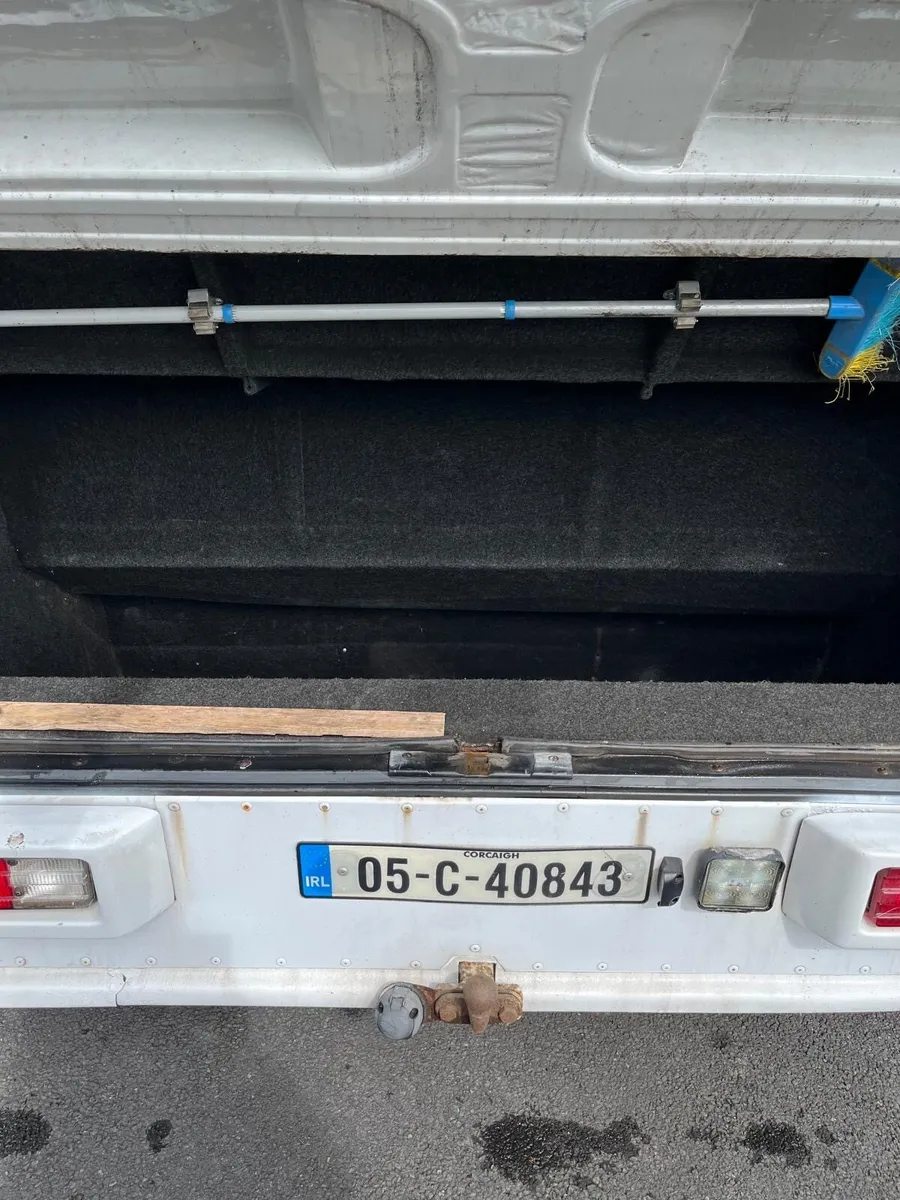 Mercedes Benz Vario 614D - Image 3