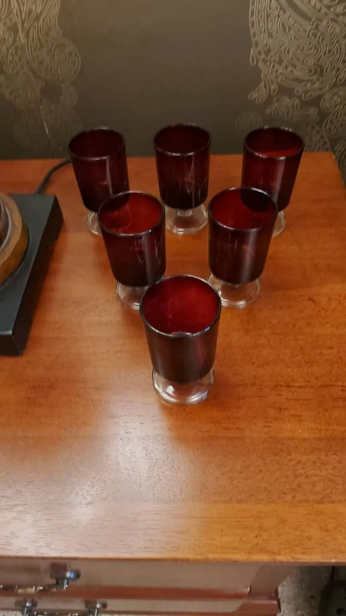 Ruby Red Vintage - Luminarc - Image 1