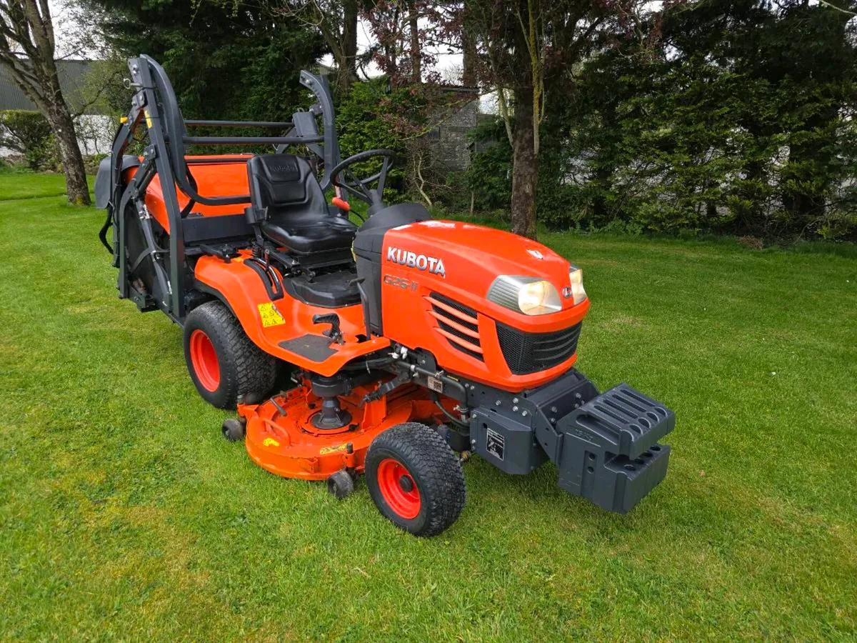 2018 Kubota G26 high tip 797 hours - Image 1