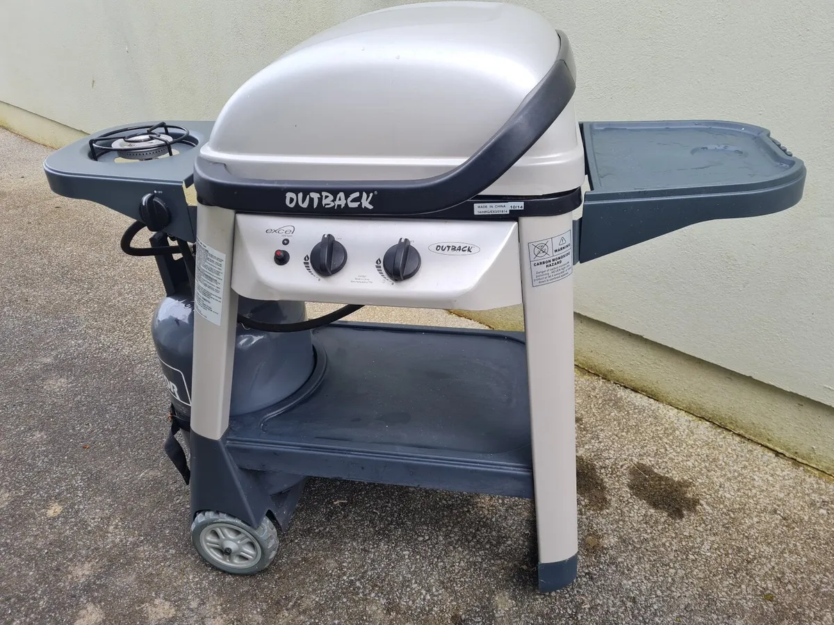 Outback Excel 300 Gas barbecue - Image 1