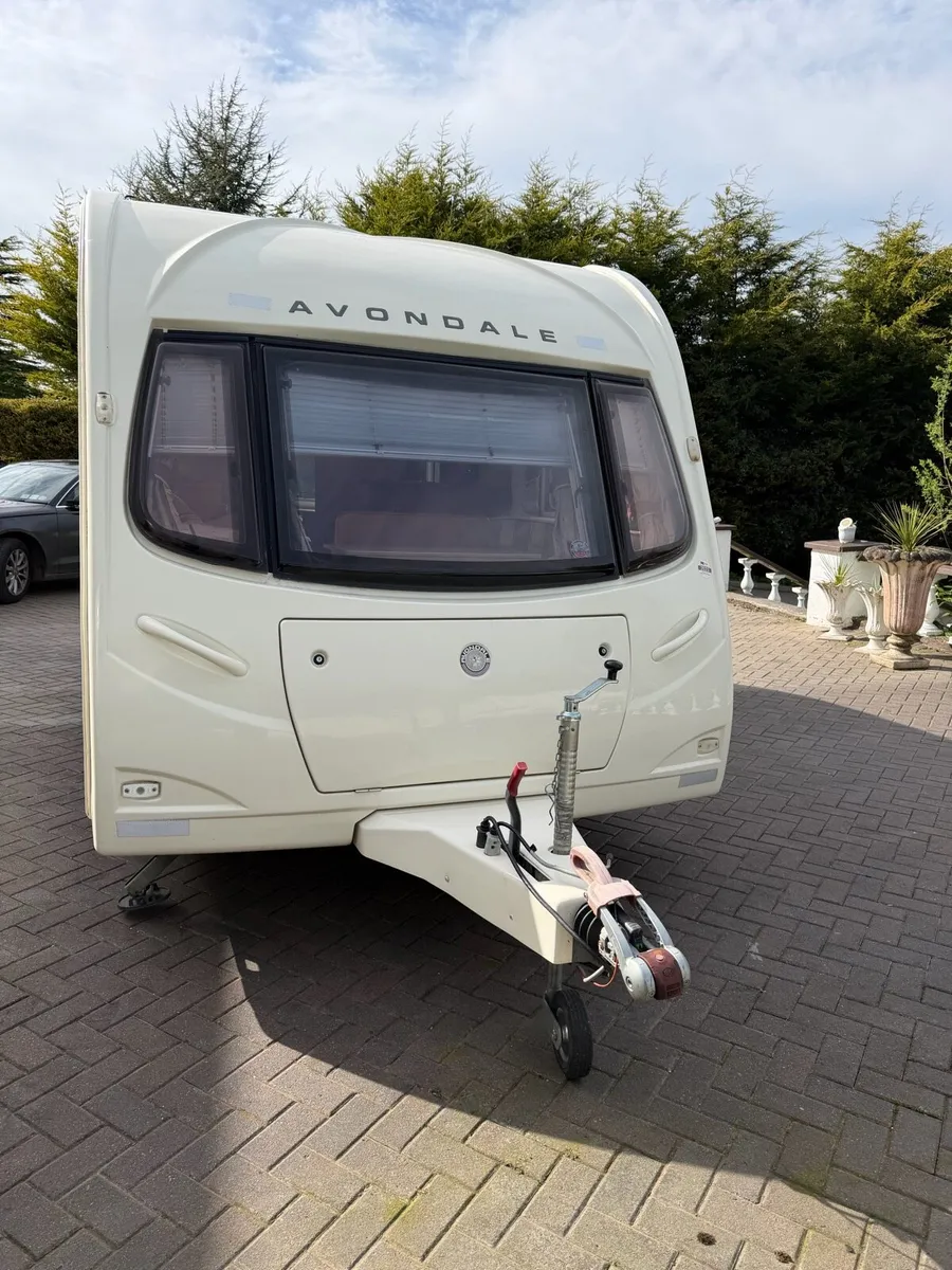 Avondale avocet 2 berth - Image 3