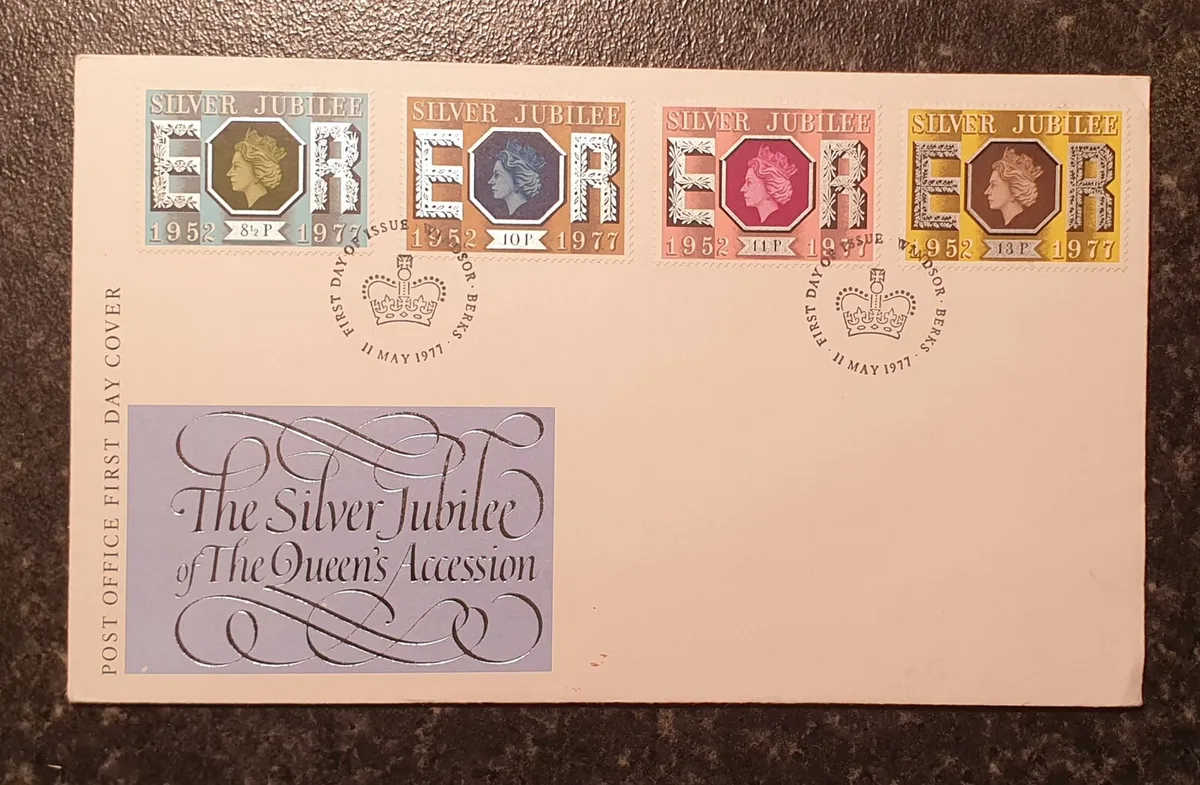 UK 1st Day & Special Covers from 1977 - Image 3