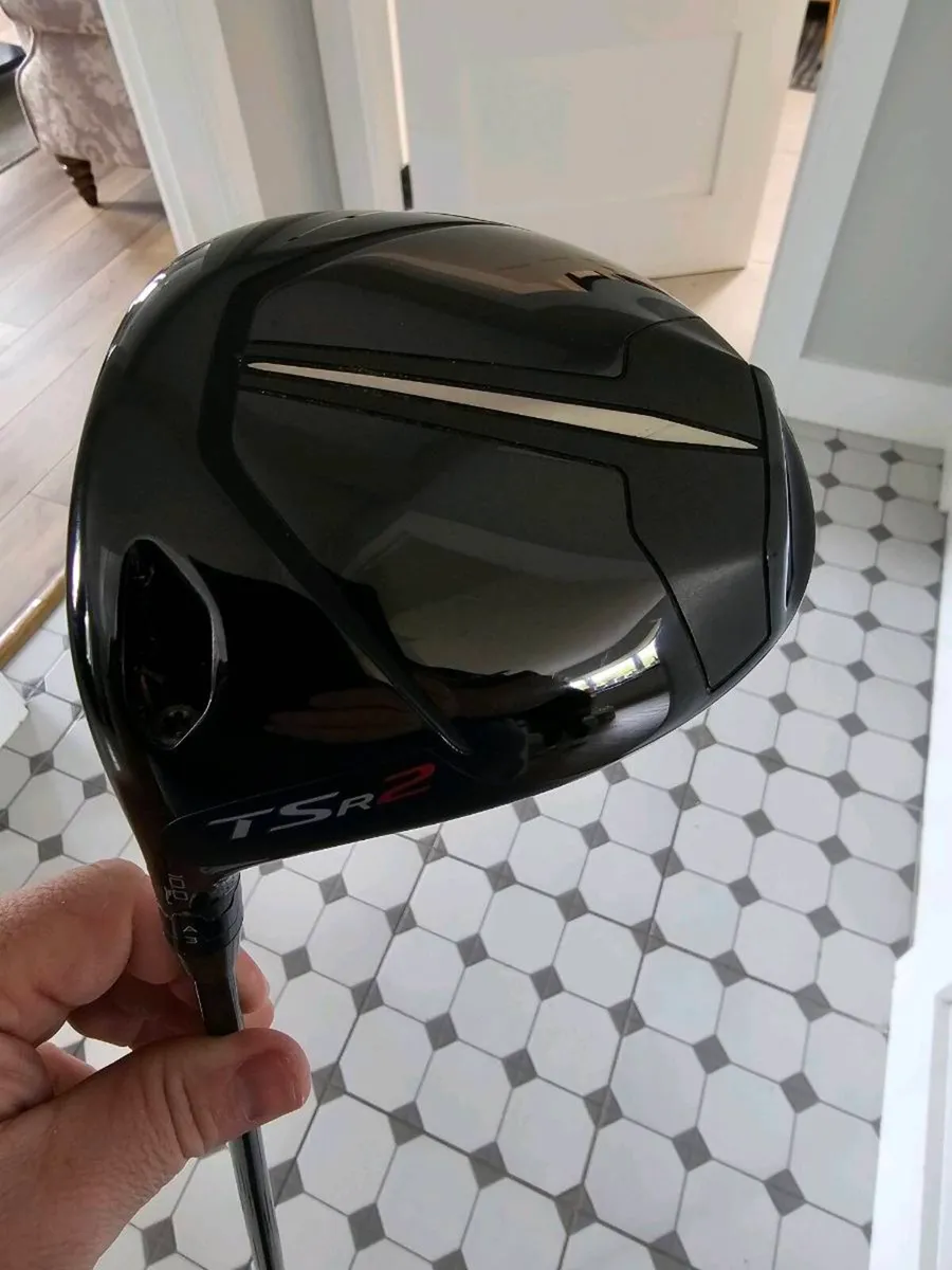Left Handed Titleist TSr2 Driver - Image 1