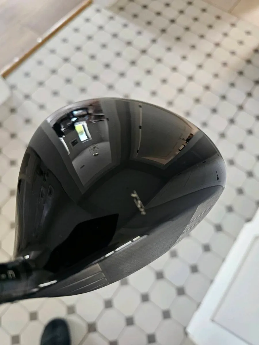 Left Handed Titleist TSr2 Driver - Image 3