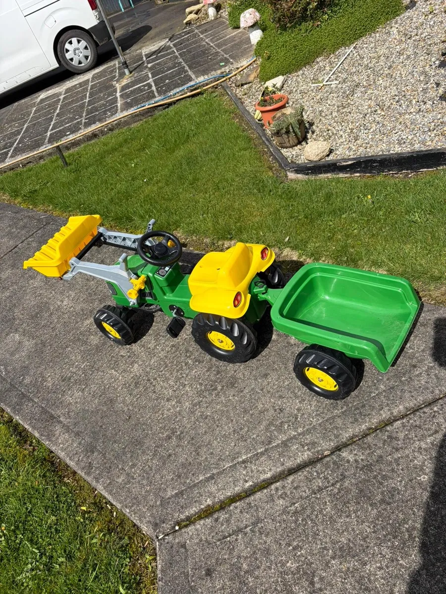 Children's toys, books and dvds and old coins - Image 1