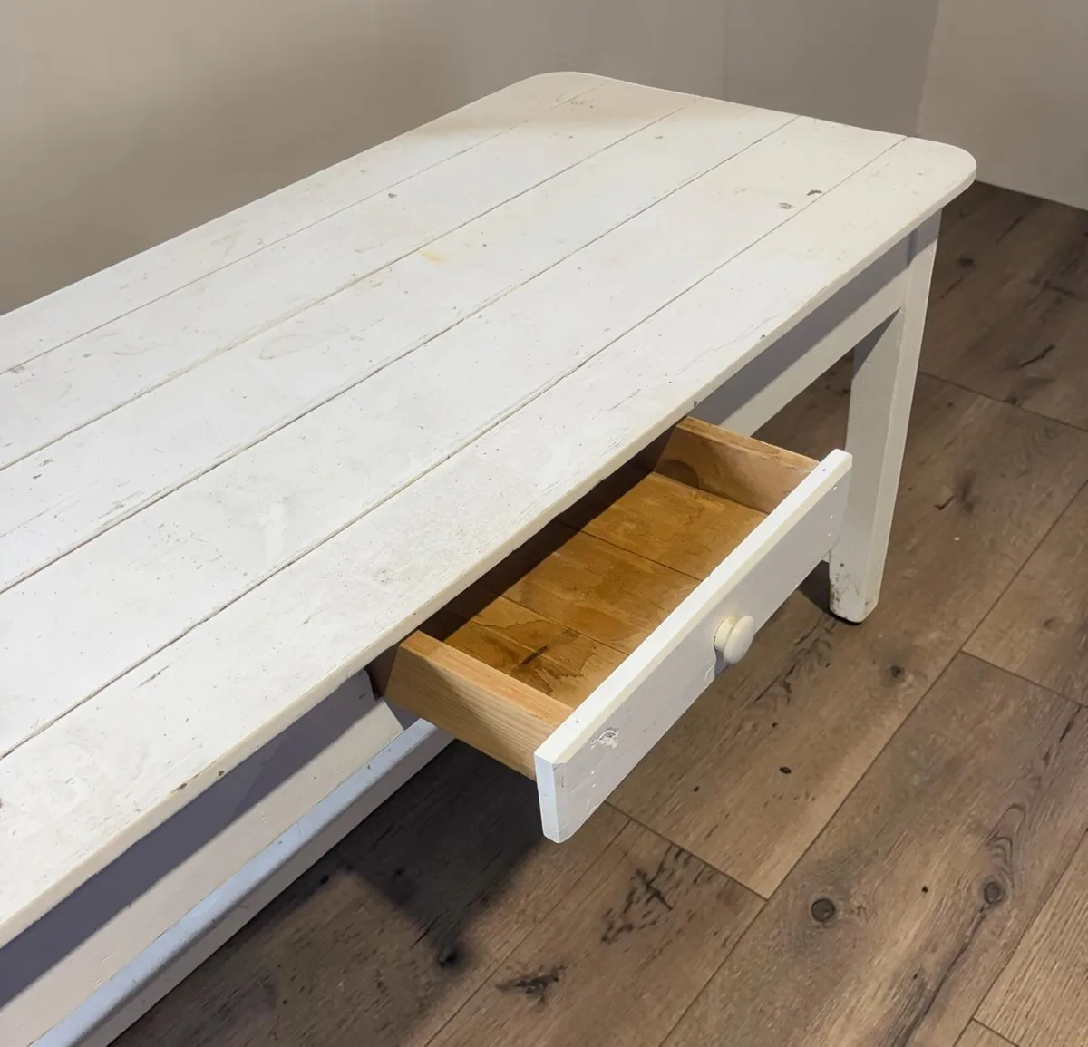 Kitchen Table - Image 4