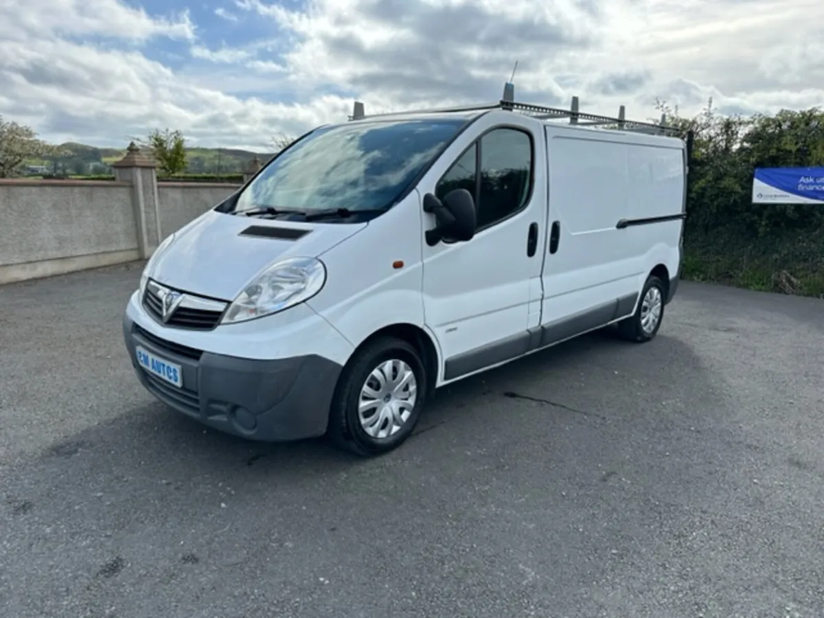 Vauxhall Vivaro LWB - Image 3