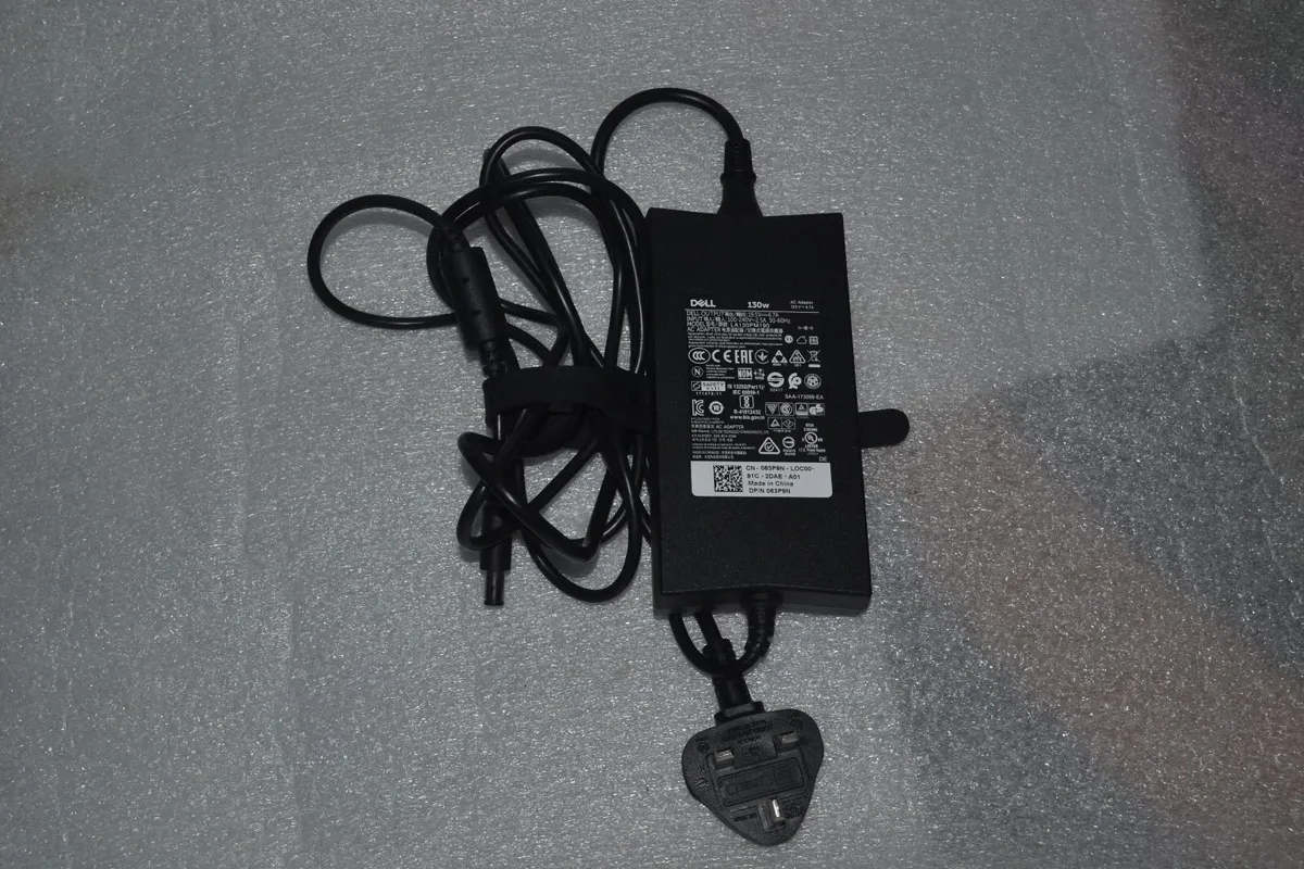 Dell Laptop Charger Adapter 130 Watts - Image 1