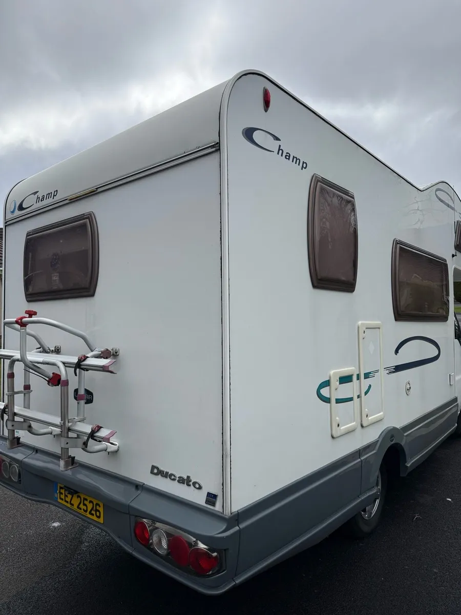 2005 champ Motorhome - Image 3