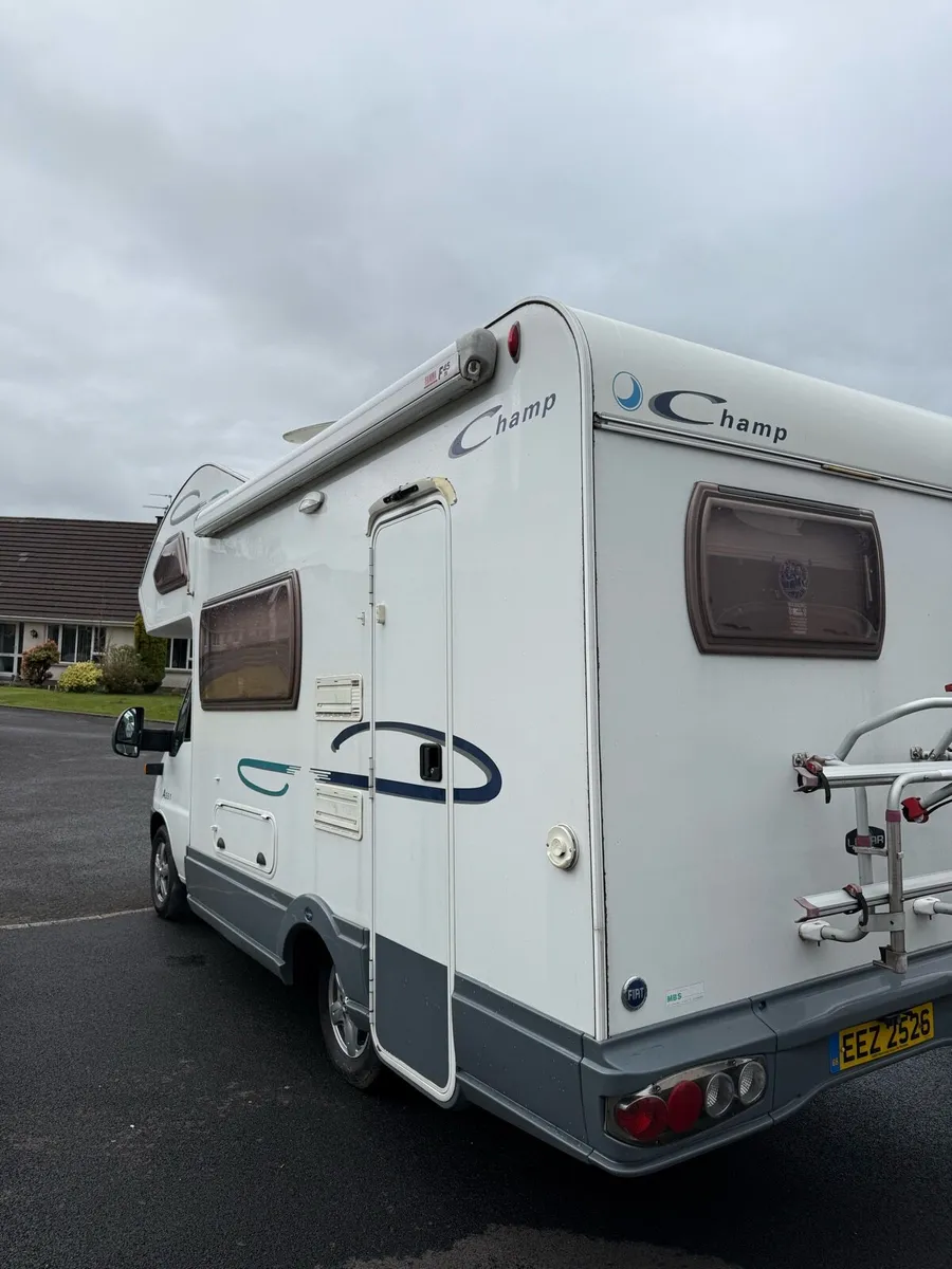 2005 champ Motorhome - Image 4