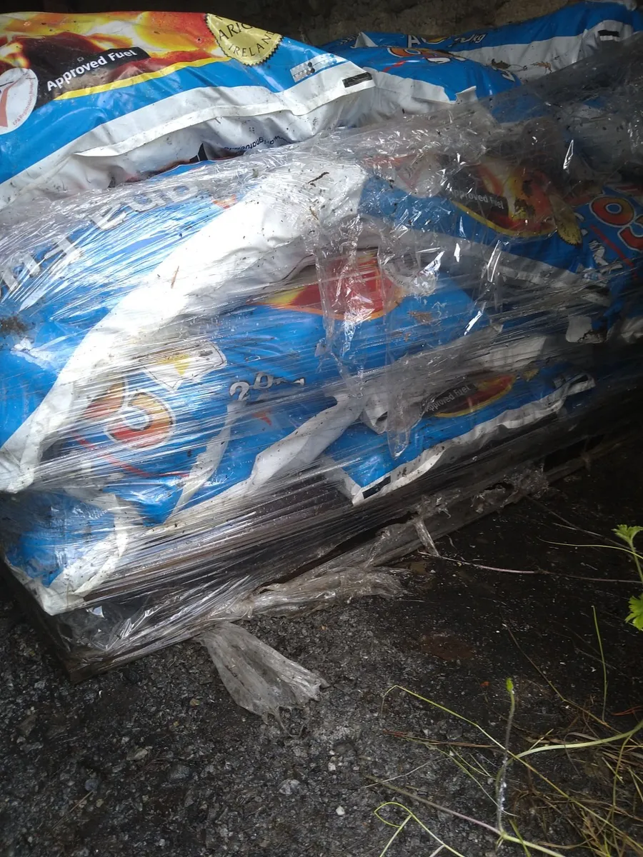 Smokeless Coal 20 KG Bags - Image 3