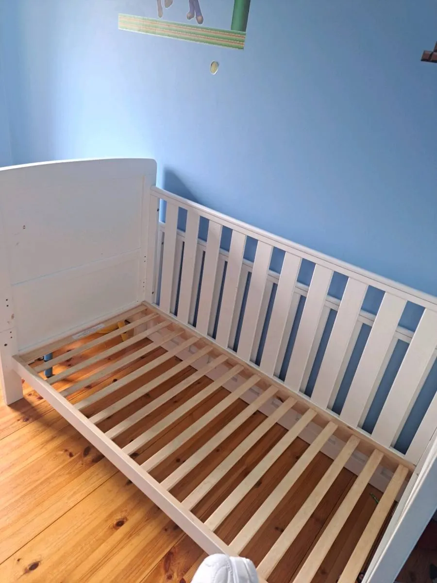 Cot / cot bed - Image 2