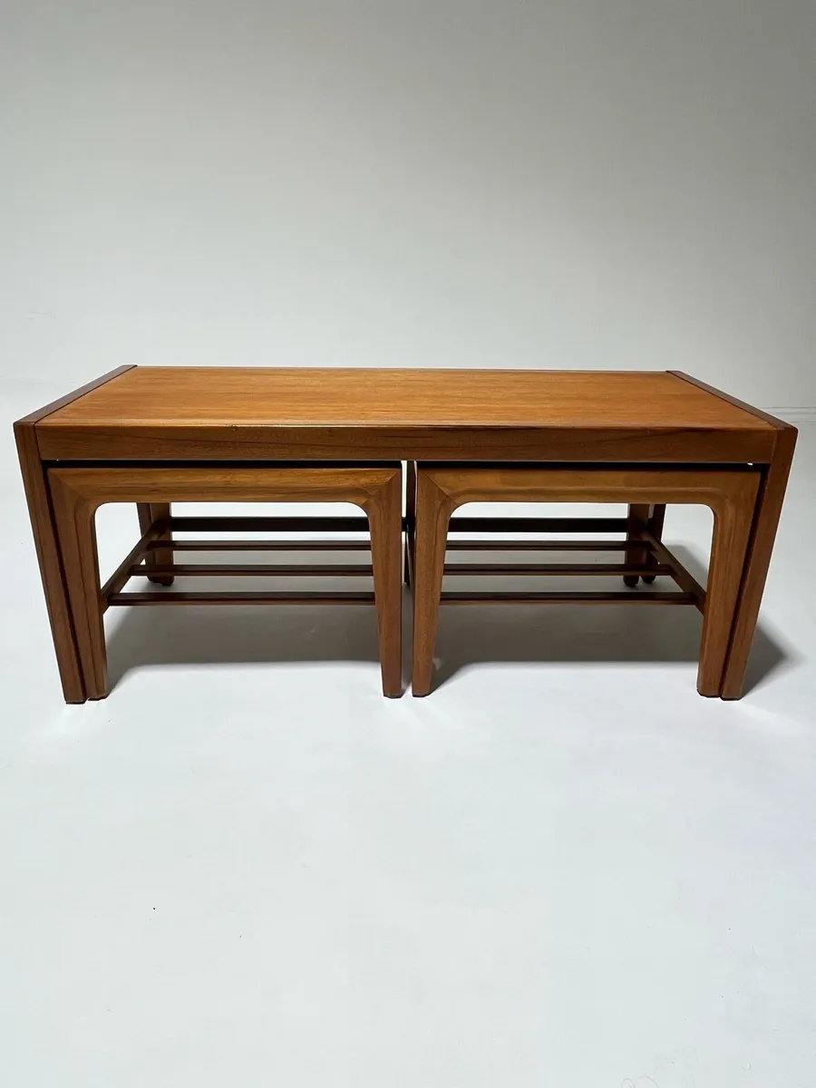 Mid century coffee table nest - Image 1