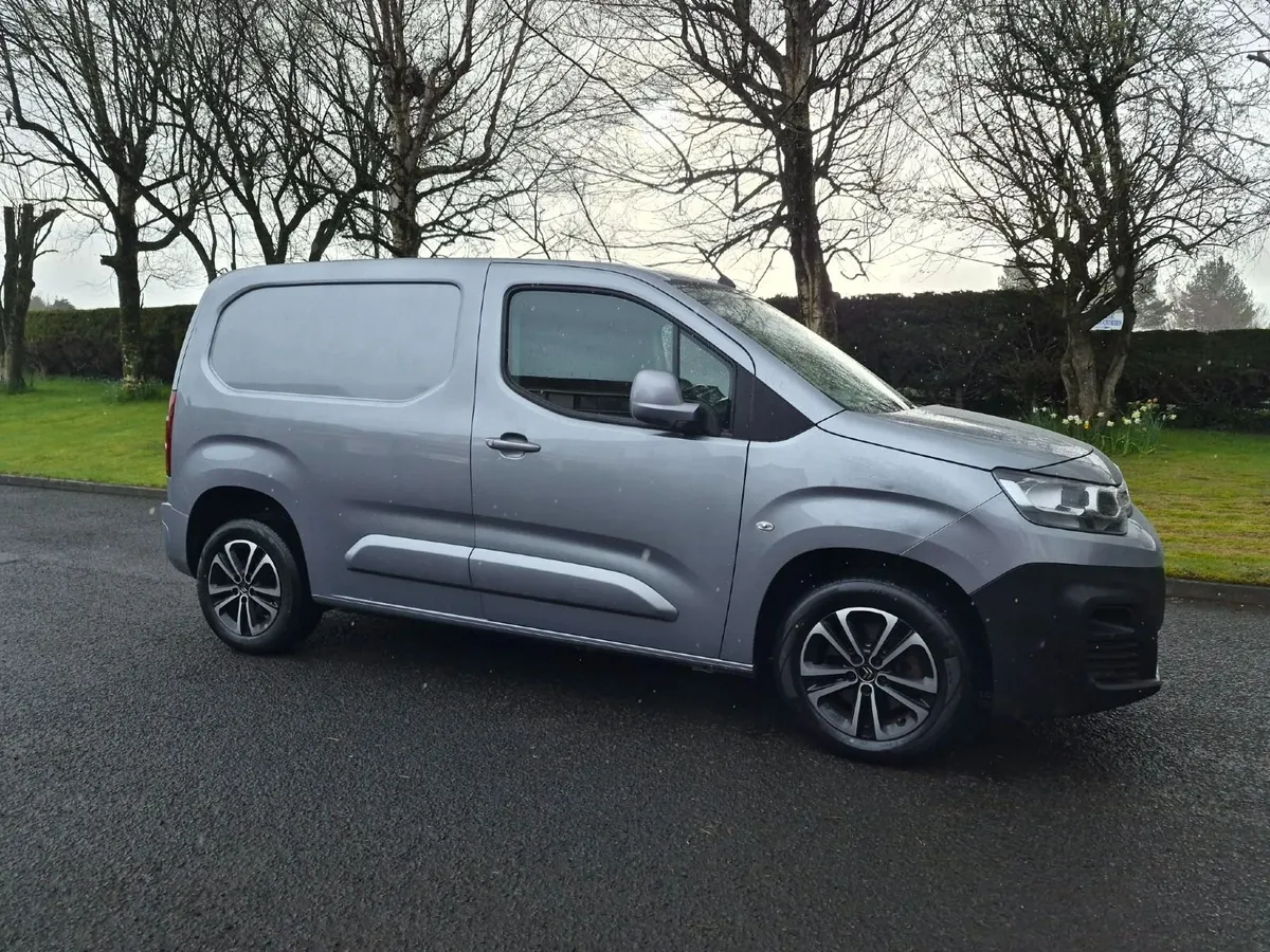 2020 Citroen Berlingo 1.5 Bluehdi Driver LOW MILES - Image 1