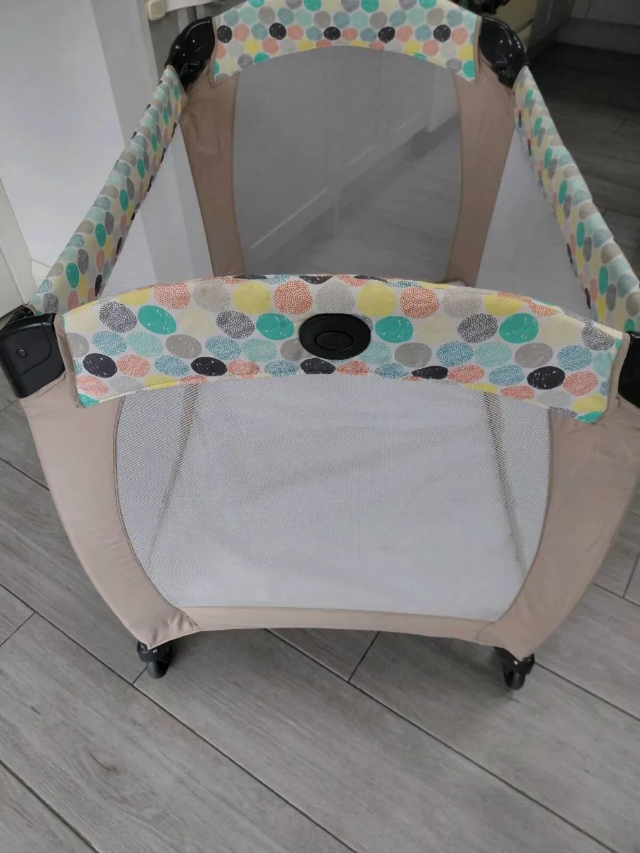 Graco Travel Cot - Image 1