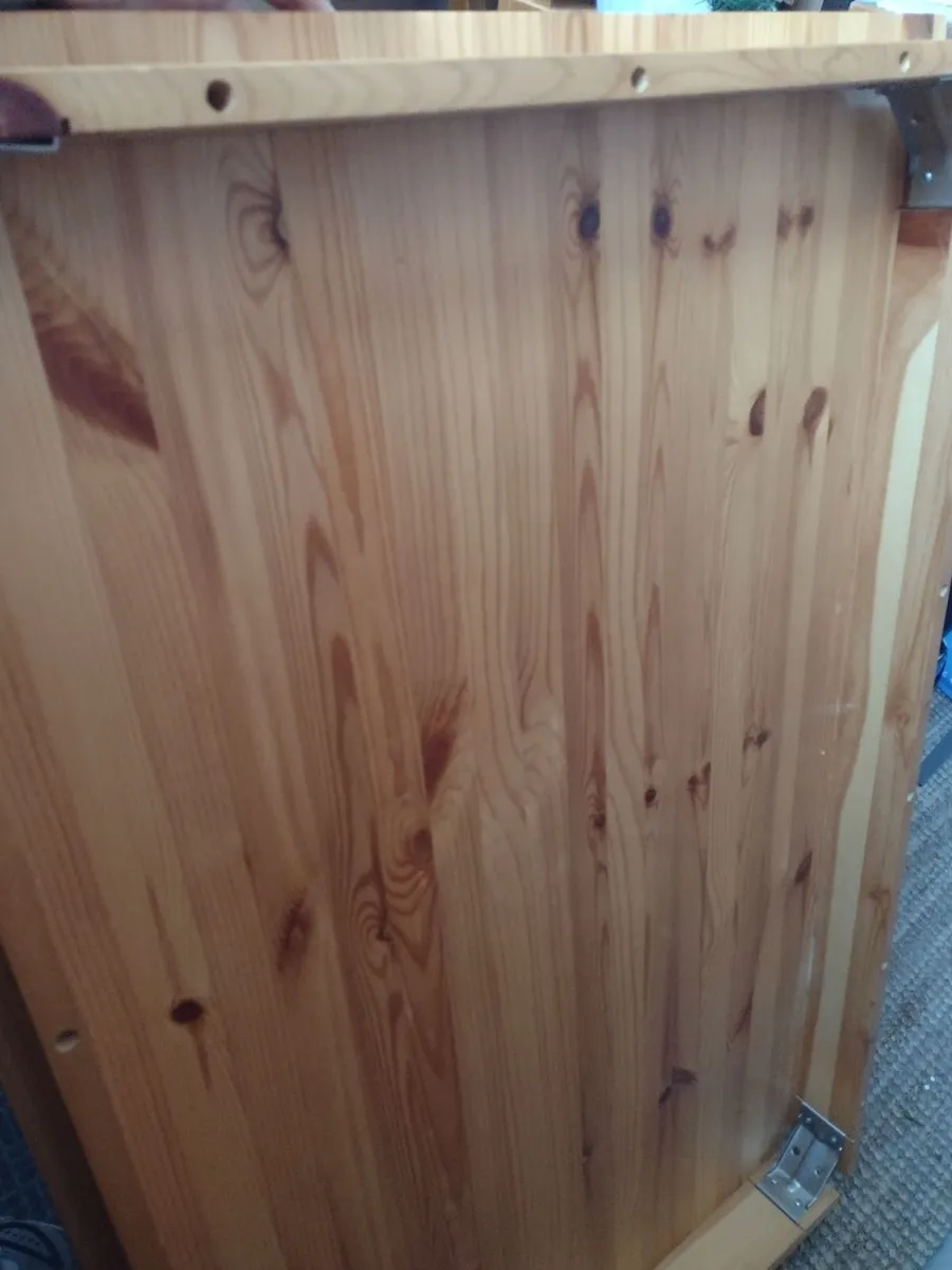 New pine wood  dining table - Image 4