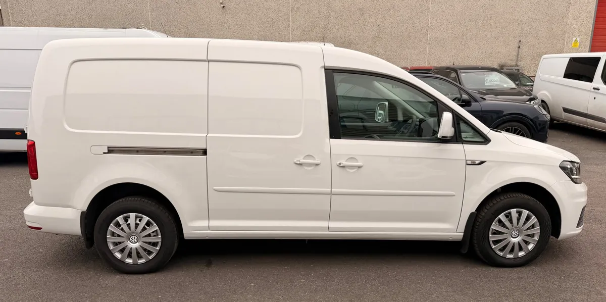 192 Volkswagen Caddy Maxi 2.0 - Image 3