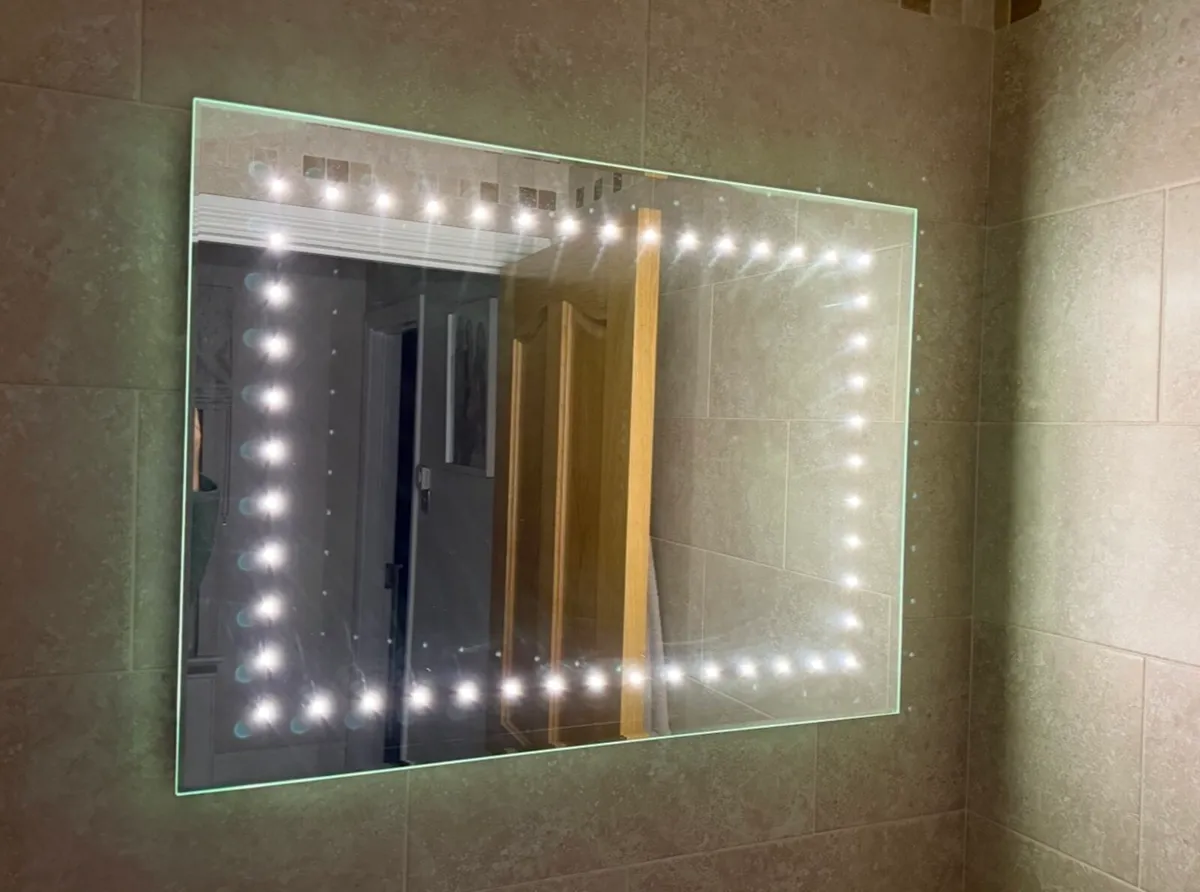 LED Mirror - Image 3
