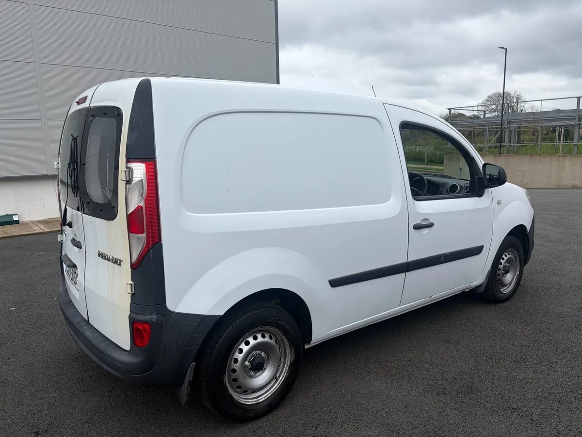 13 Renault Kangoo - Image 4