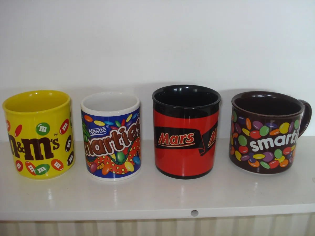 4 COLLECTOR MARS SMARTIES & M&Ms CUPS - Image 1