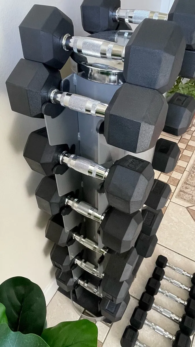 Hex Rubber Dumbells Sets with Rack - Image 4