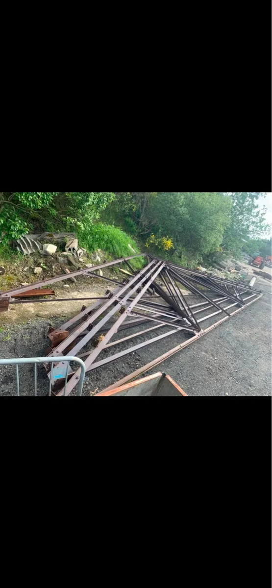 Shed 40ft trusses - Image 1