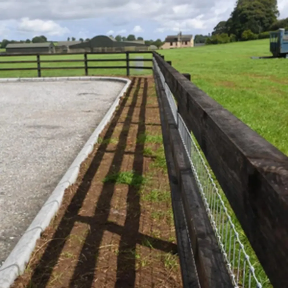 Garden Fencing - FRS - Image 4