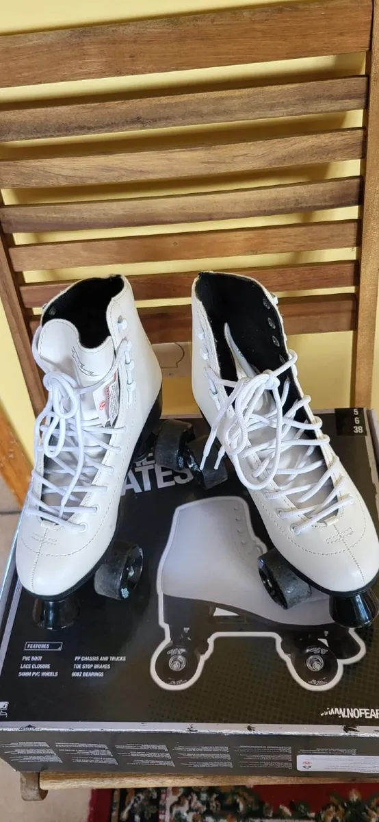 Roller skates - Image 2