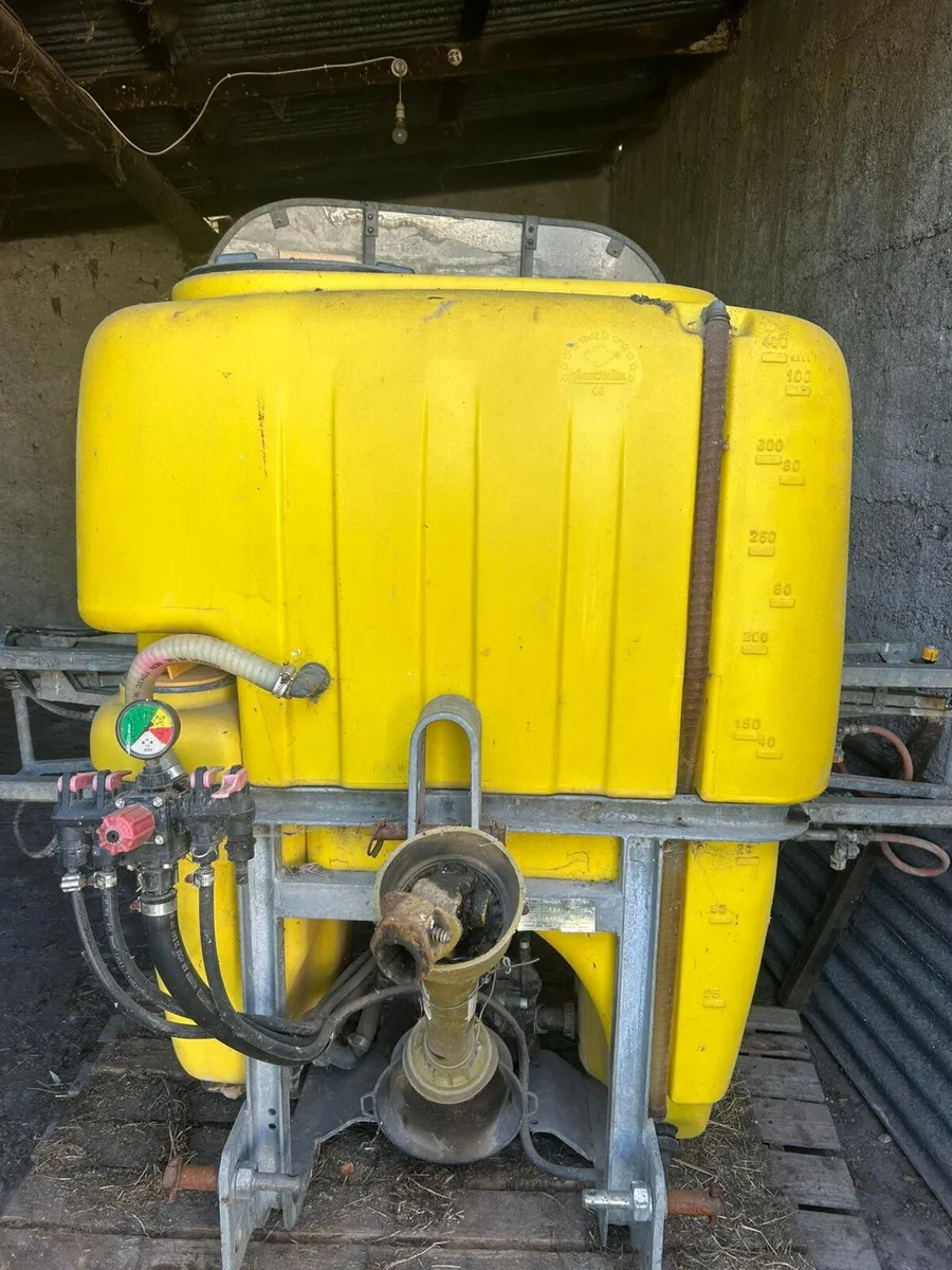 Boom sprayer - Image 1
