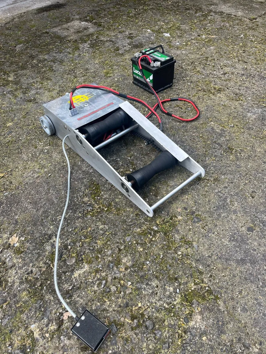 Motorcycle paddock /pit 12v roller starter - Image 3