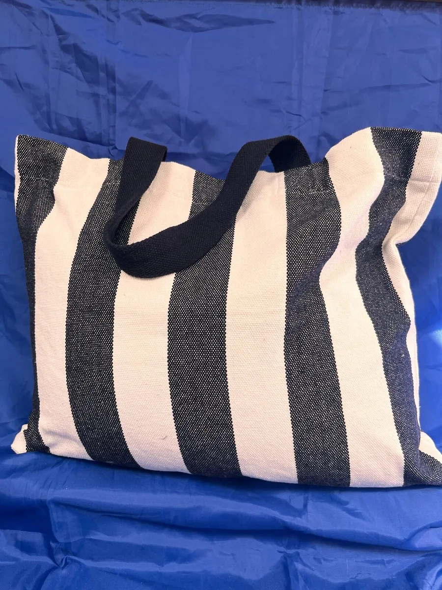 Carolyn Donnelly tote bag - Image 4