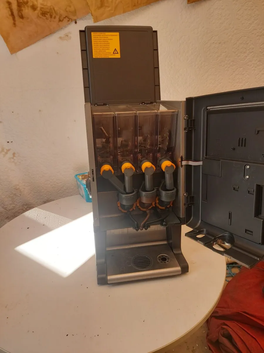 Kenco branded Commercial Coffee Machine - Image 3