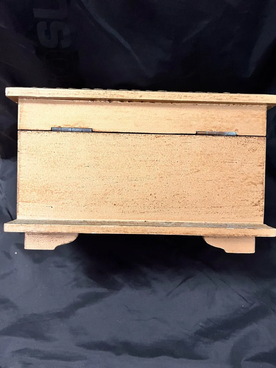 Jewellery box - Image 2