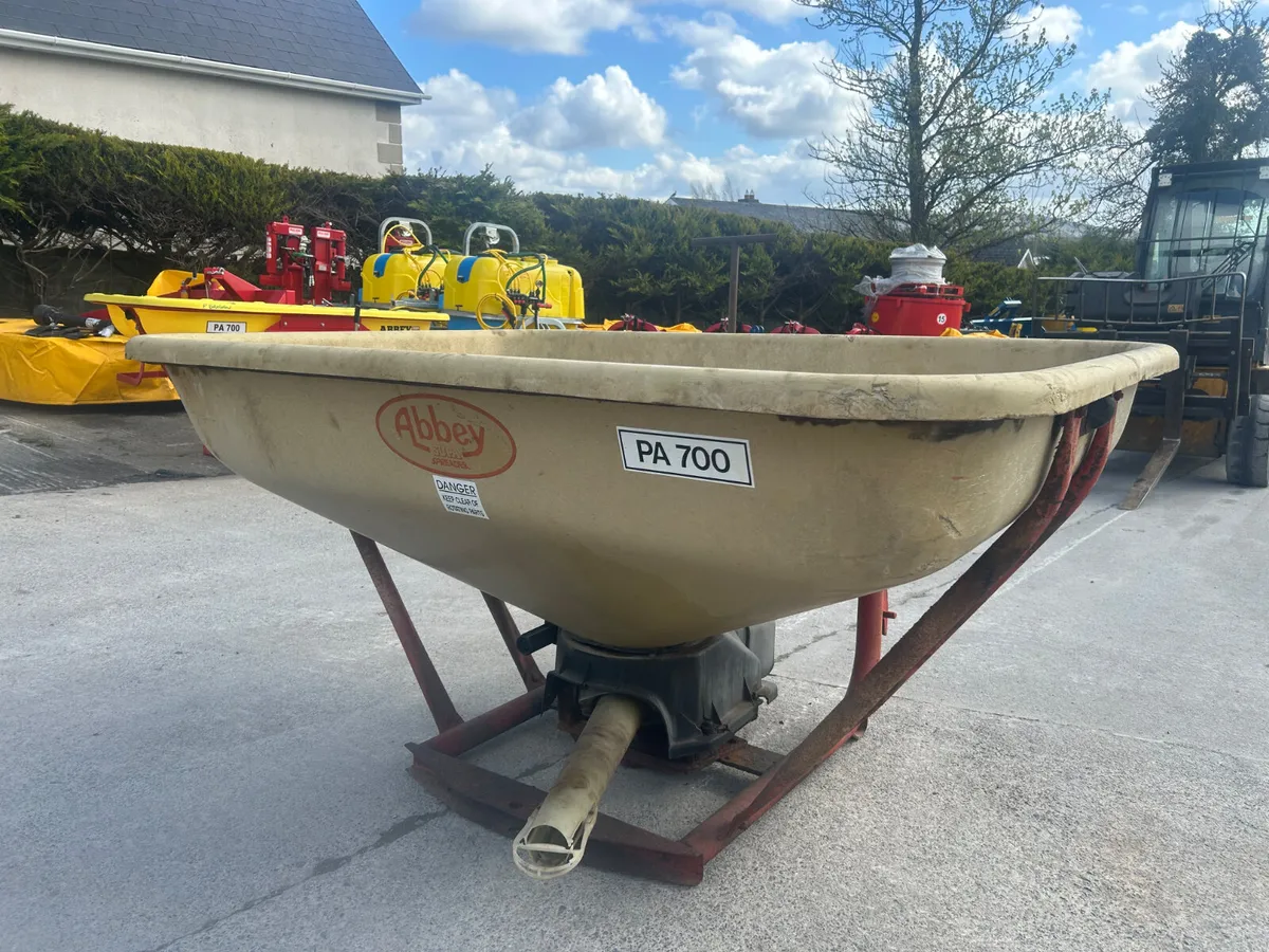 Abbey PA700 Fertilser Spreader - Image 4