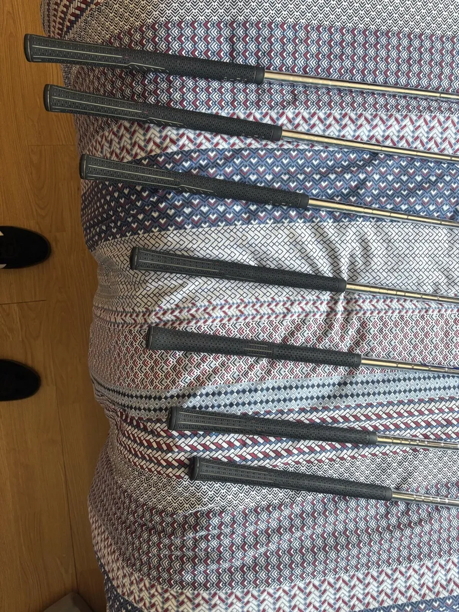 Ping g15 iron set (4 iron to wedge) - Image 2