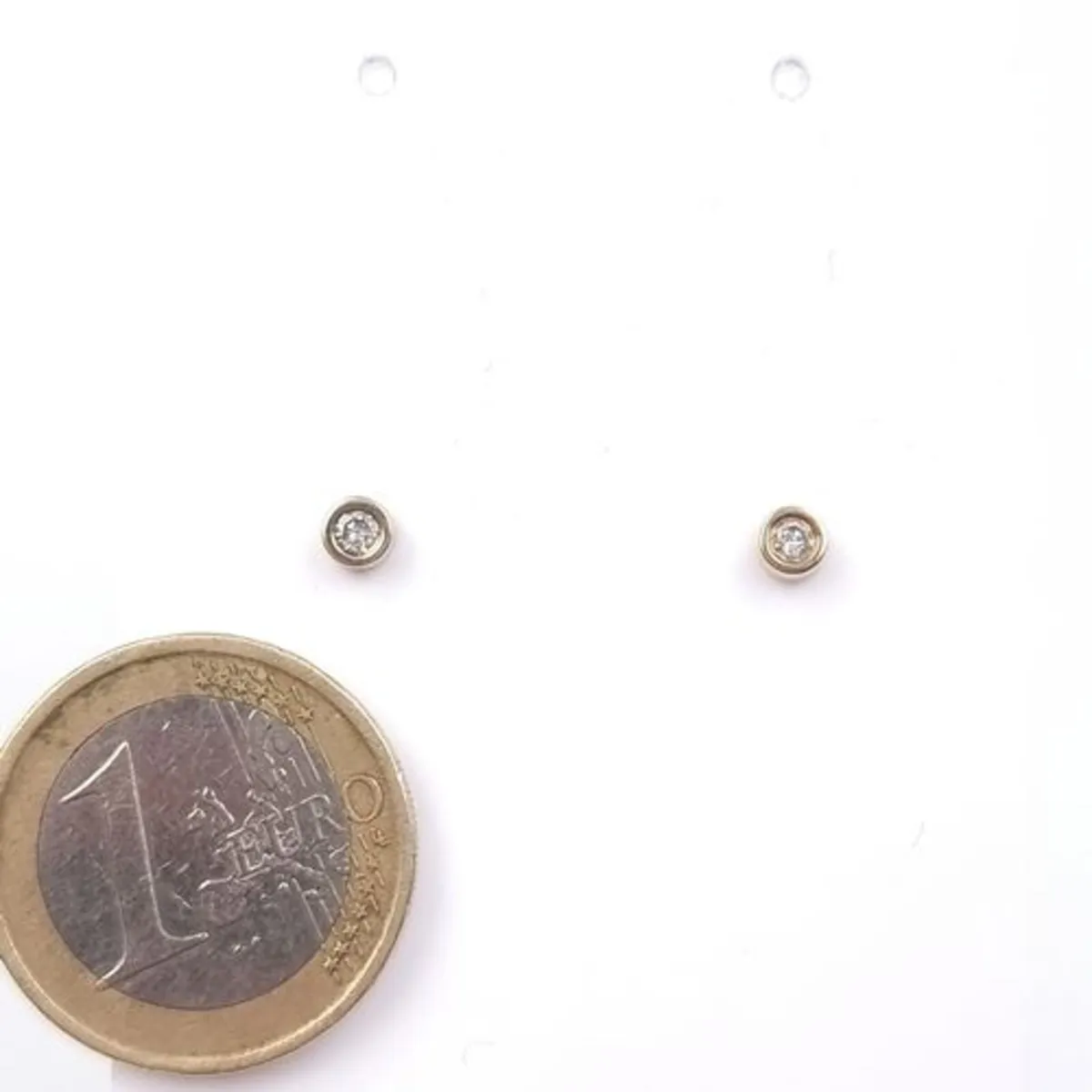 Jewellery-Gold-Silver-Gems-Diamonds-Rings-Chains - Image 1