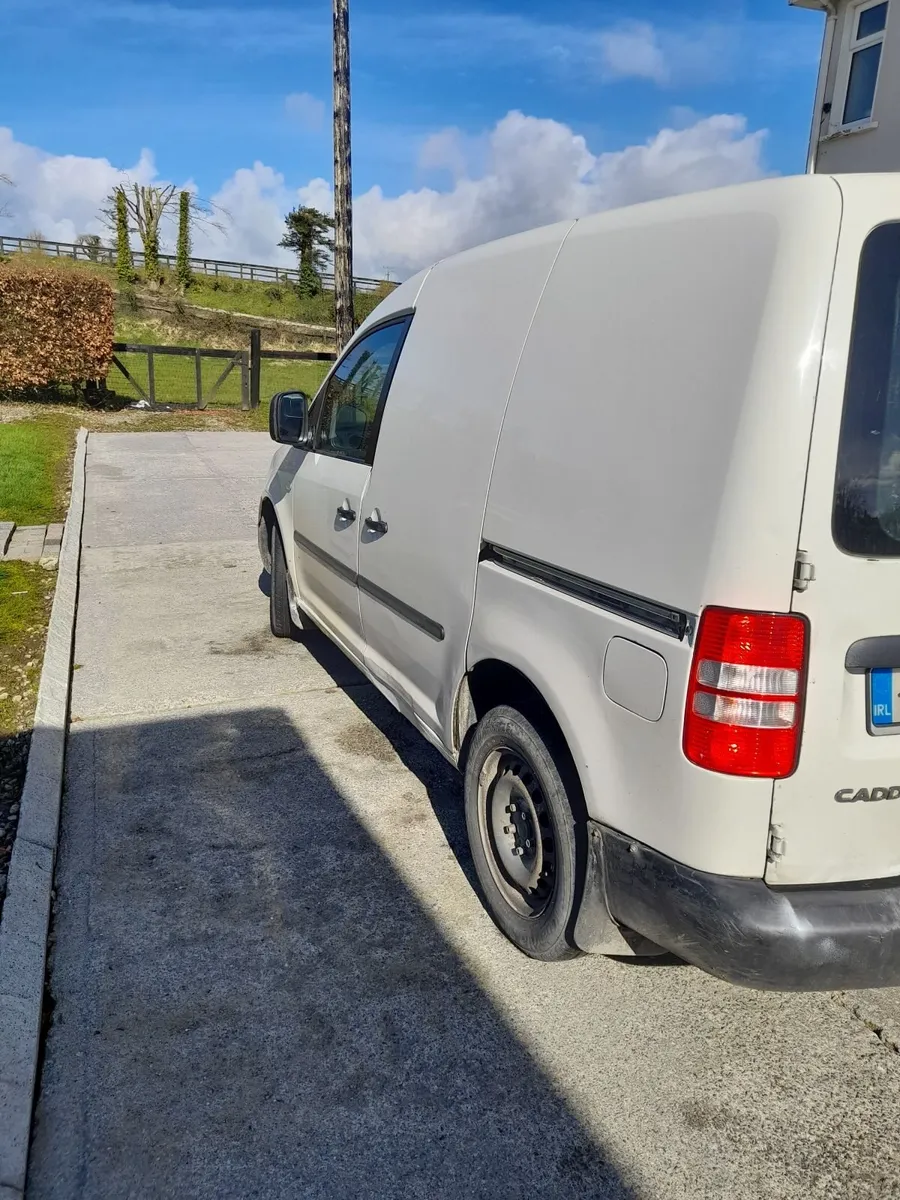 Volkswagen Caddy 2012 - Image 4