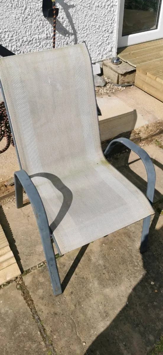 Garden Table & 6 Chairs - Image 3