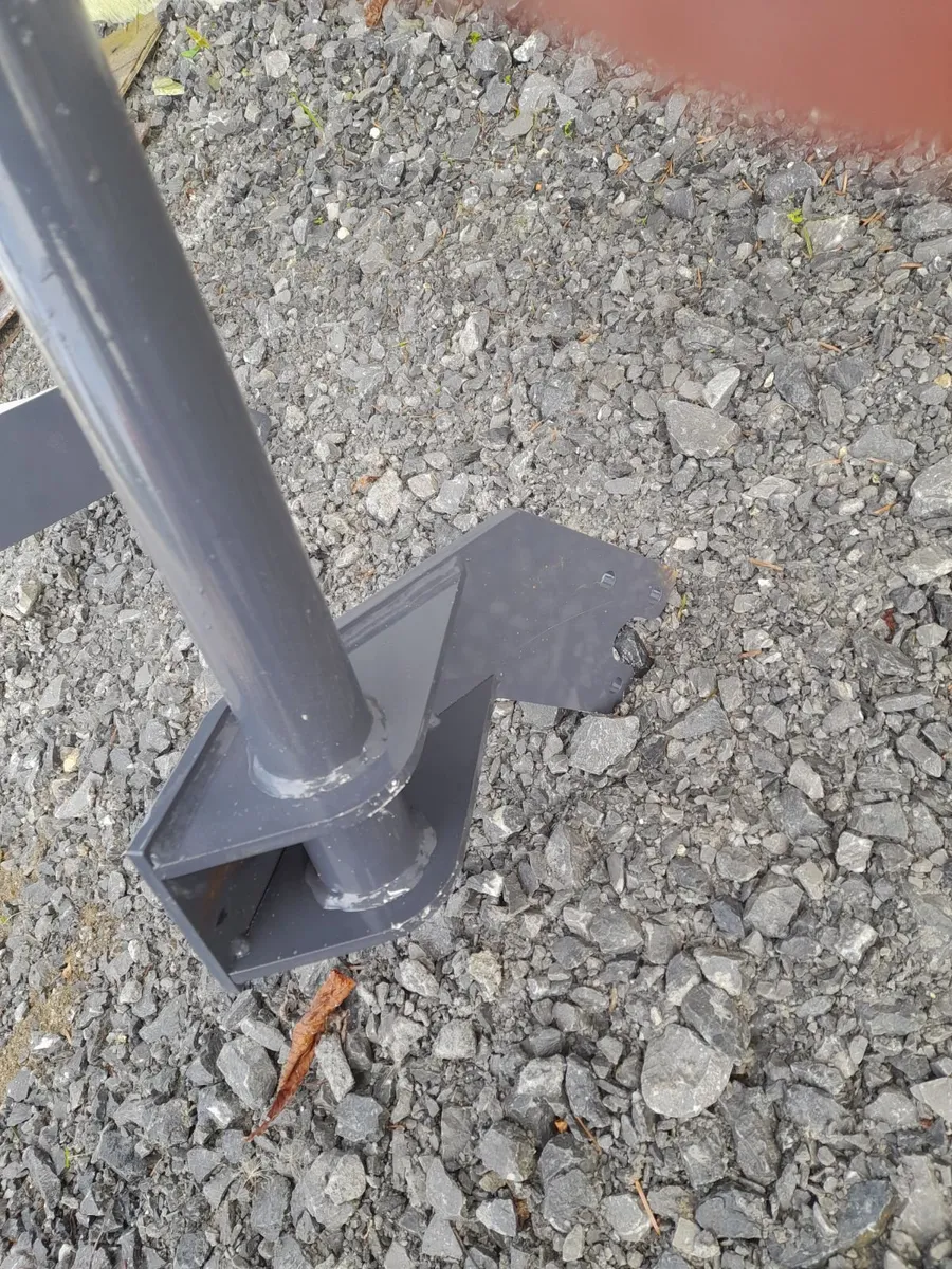 Roll over Guards. - Image 2